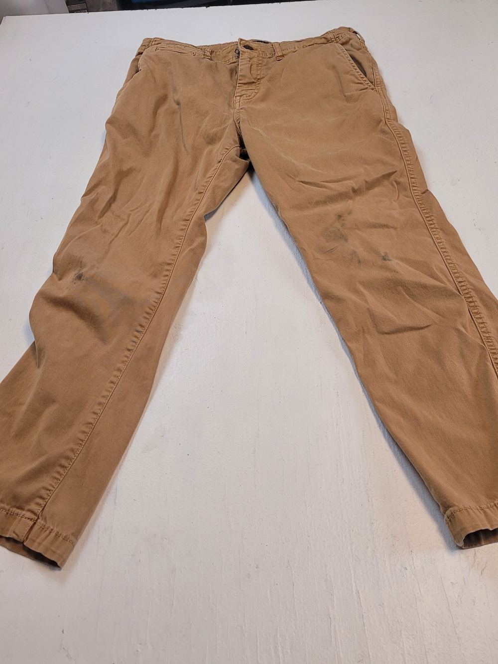 American Eagle Outfitters Tan Chino Pants